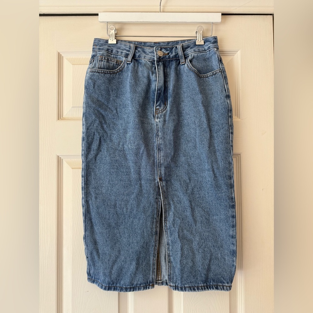 SHEIN High-Waisted Denim Midi Skirt — Petite M